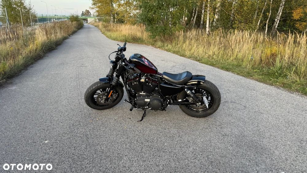 Harley-Davidson Sportster Forty-Eight - 16