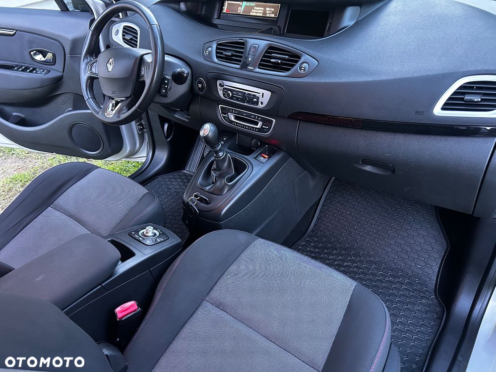 Renault Scenic 1.5 dCi Life - 14