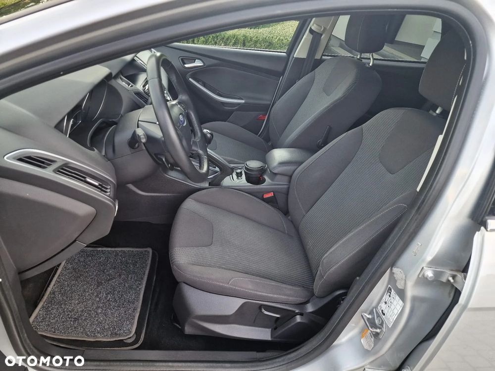 Ford Focus 2.0 TDCi Titanium - 21