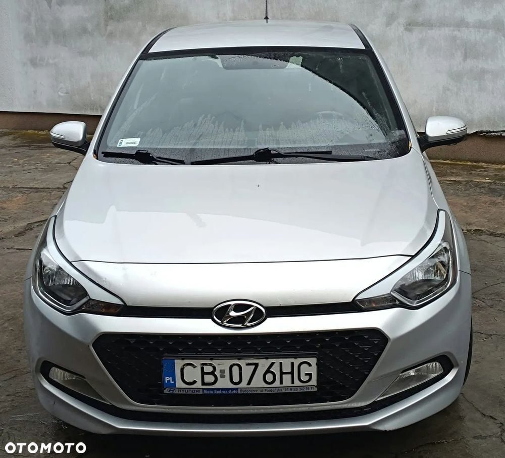 Hyundai i20 - 10