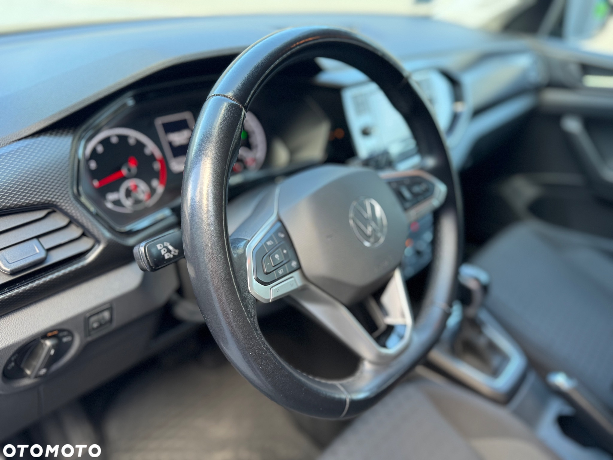 Volkswagen T-Cross 1.0 TSI Life DSG - 7