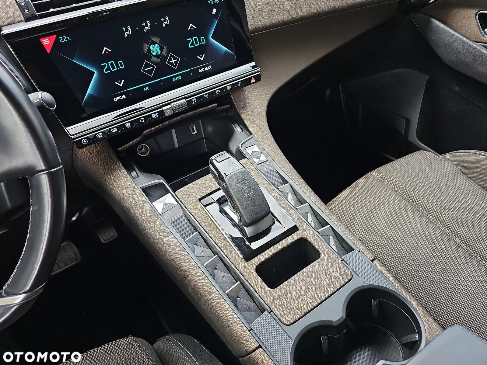 DS Automobiles DS 7 Crossback - 19
