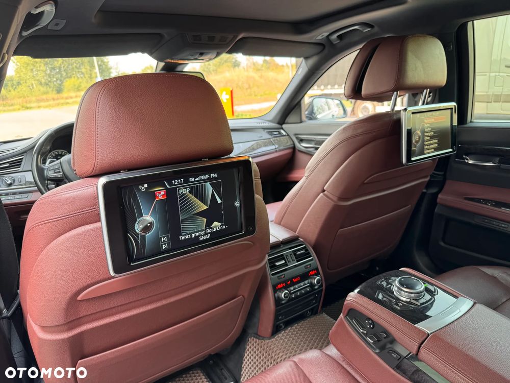 BMW Seria 7 730d xDrive - 21