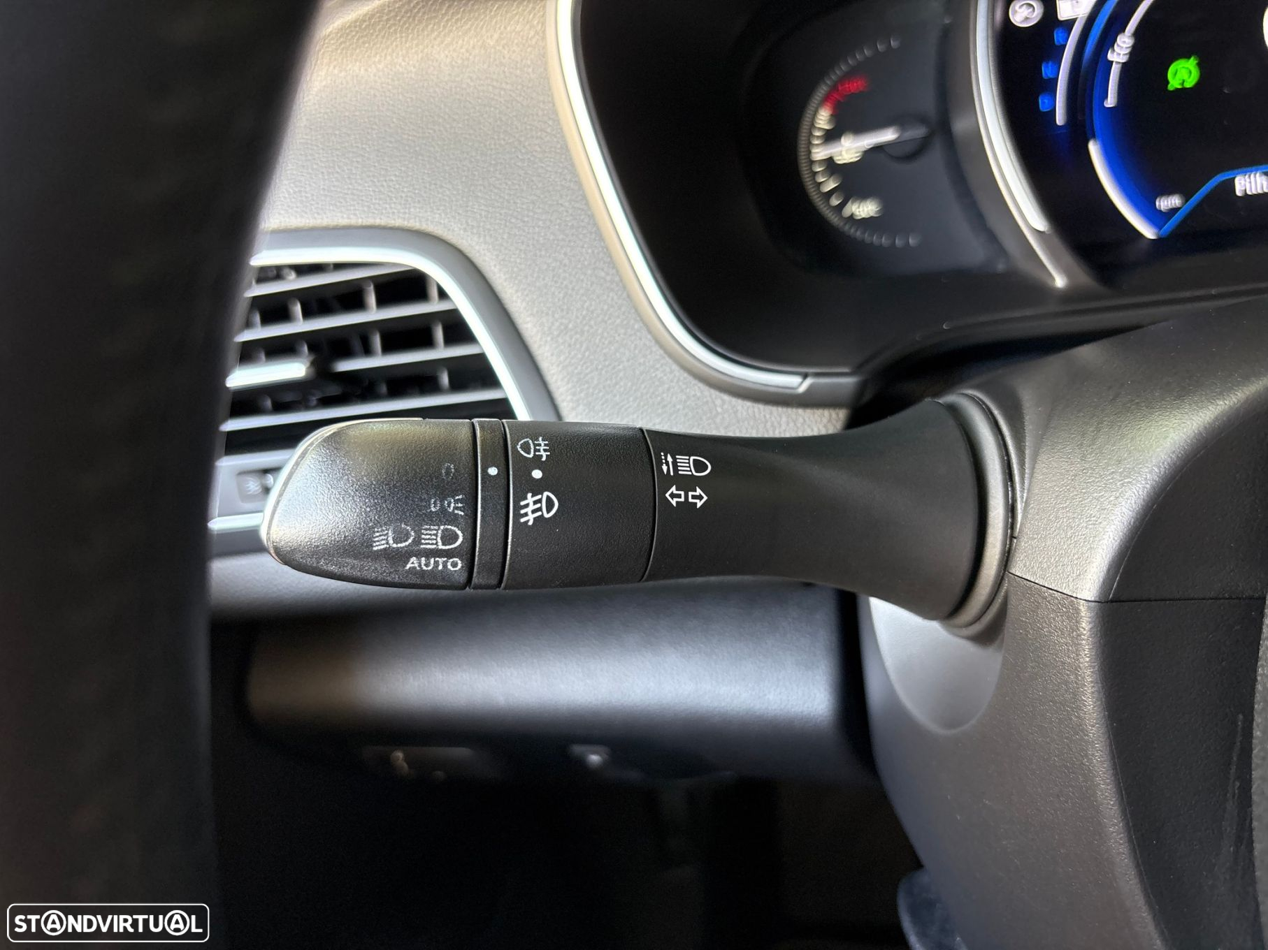 Renault Mégane Grand Coupe 1.5 dCi Limited EDC - 16