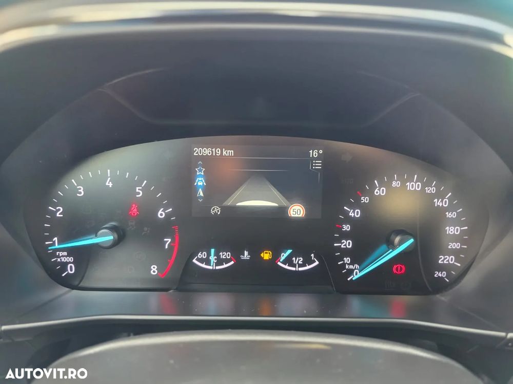 Ford Focus 1.0 EcoBoost Start-Stopp-System ST-LINE - 8