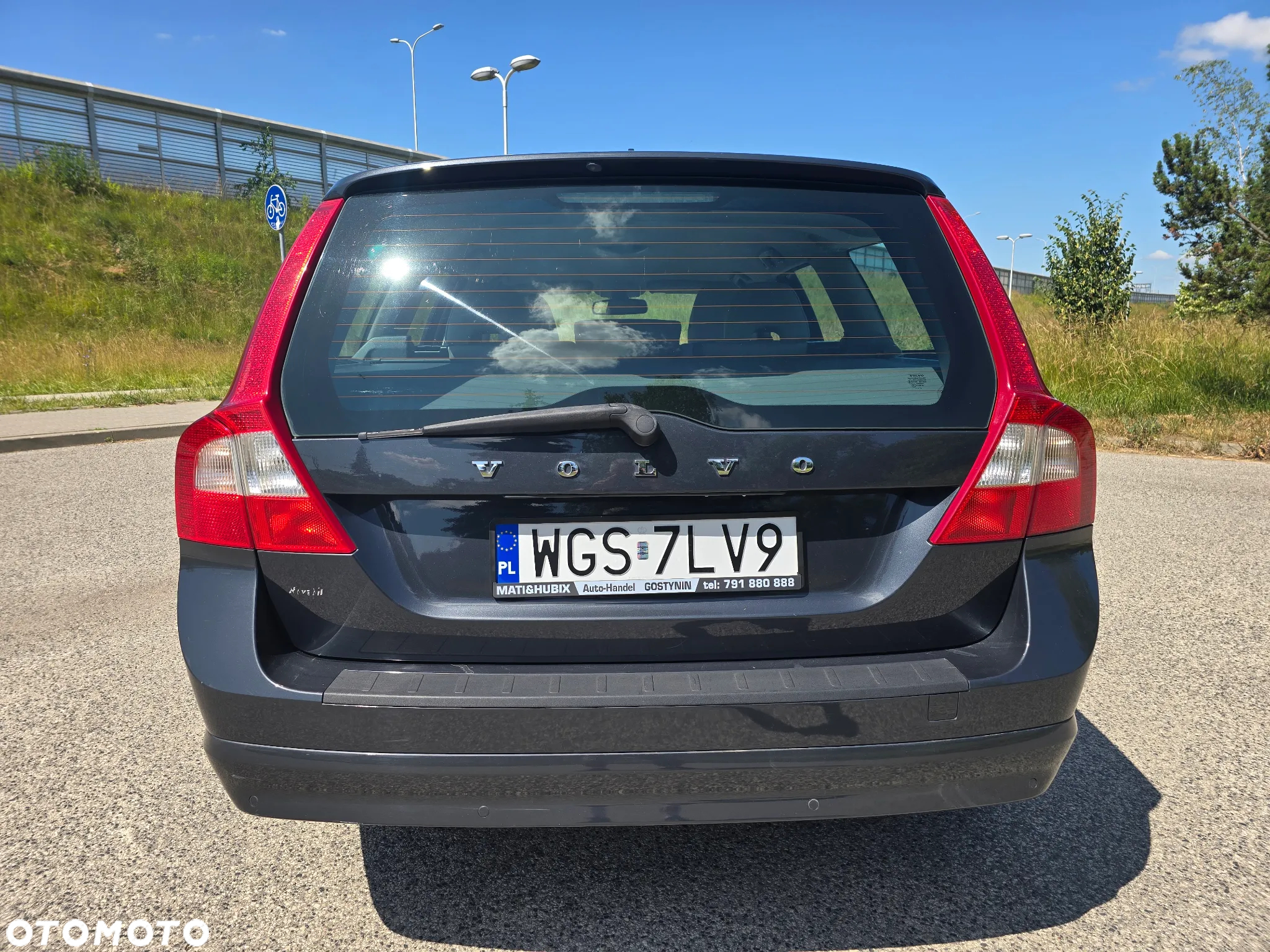 Volvo V70 2.0D Momentum - 8
