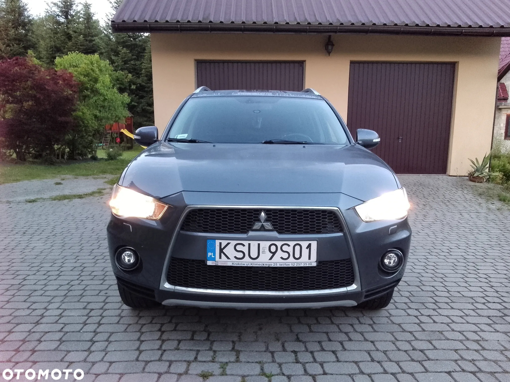 Mitsubishi Outlander 2.0 DID Intense + - 7