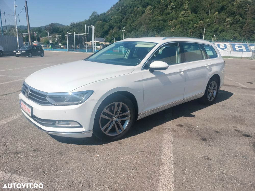 Volkswagen Passat 2.0 TDI DSG Highline - 18