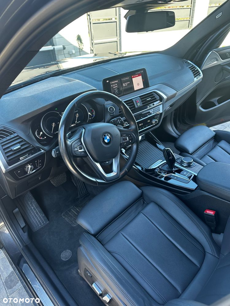 BMW X3 xDrive30i - 26