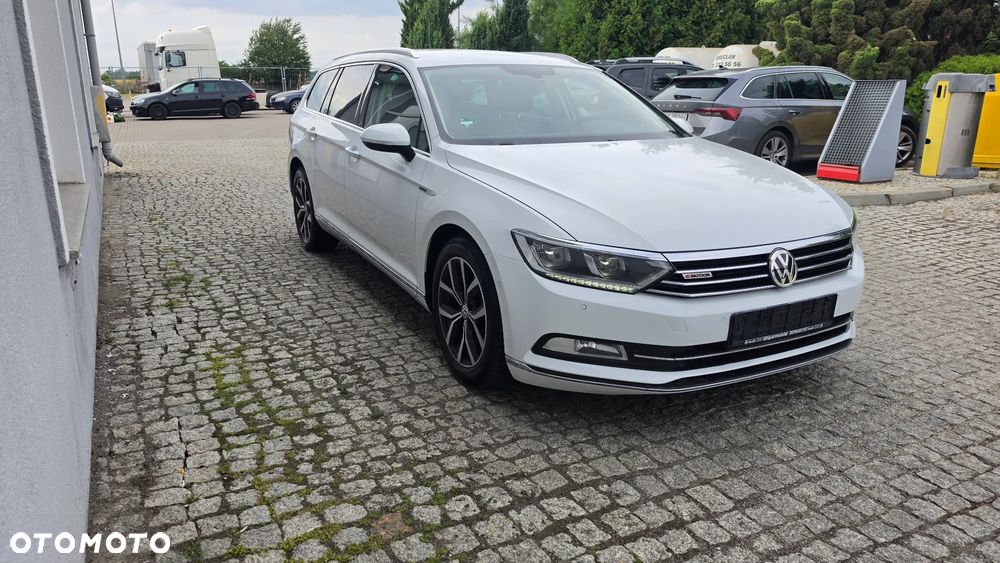 Volkswagen Passat 2.0 TDI SCR (BlueMotion Tech) 4Motion D Highline - 3