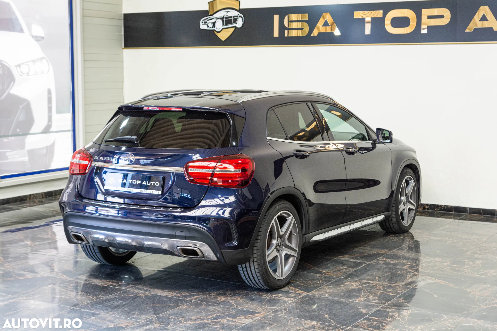 Mercedes-Benz GLA 200 d Aut. - 34