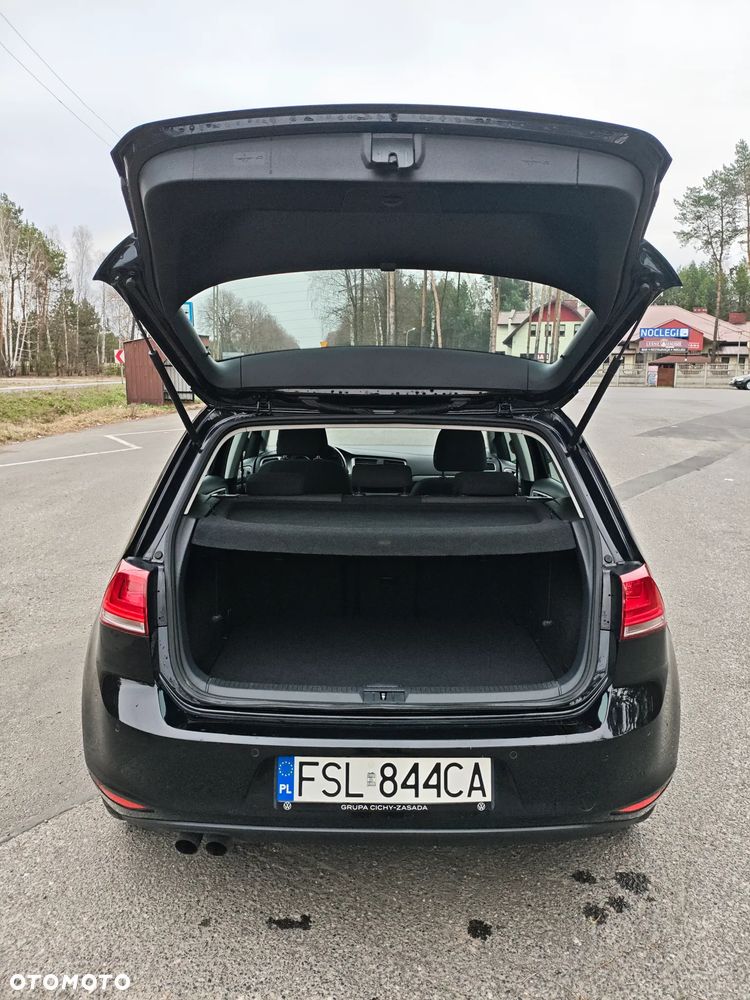 Volkswagen Golf 1.4 TSI BMT Comfortline - 13