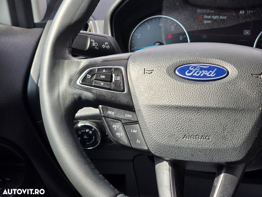 Ford EcoSport - 12