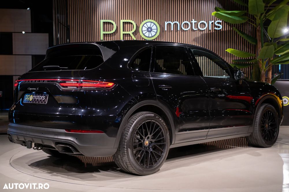 Porsche Cayenne Tiptronic S - 8