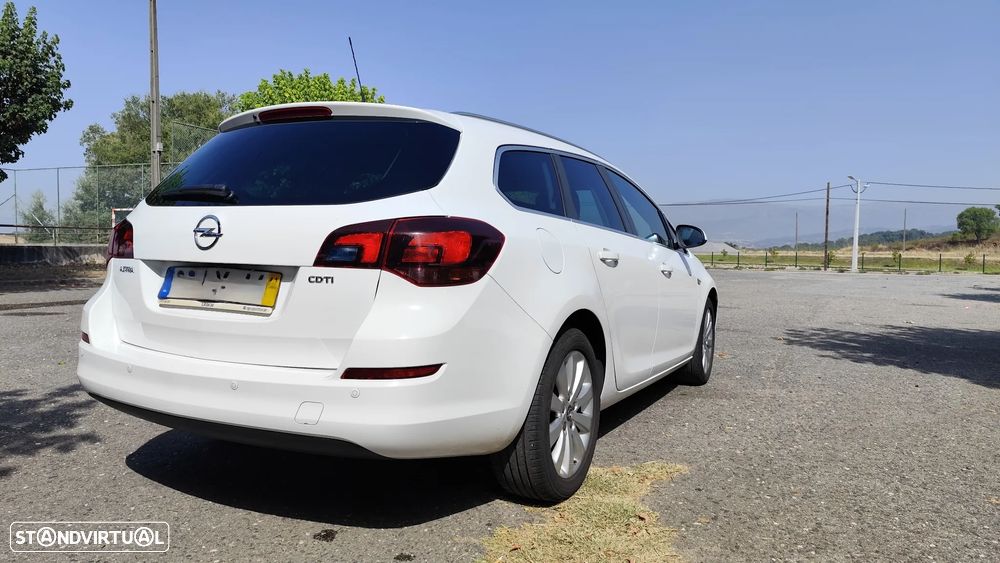 Opel Astra Sports Tourer 1.7 CDTi Cosmo - 2