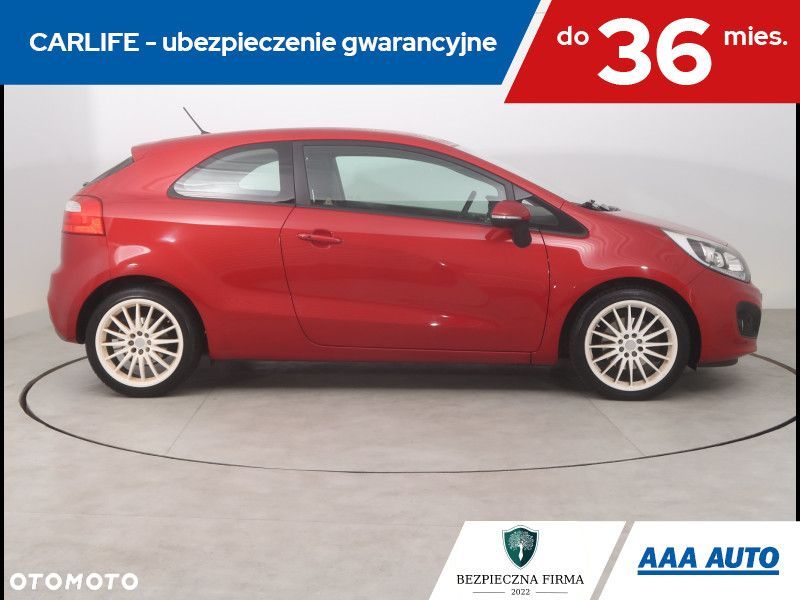 Kia Rio - 7