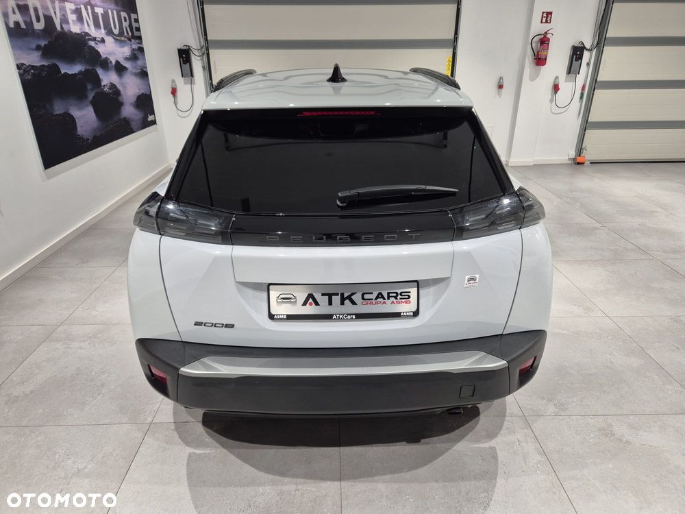 Peugeot 2008 PureTech 100 Allure S&S BVM6 - 21