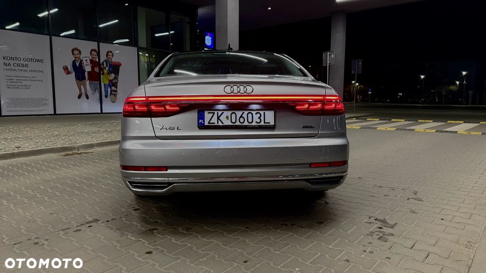 Audi A8 L 55 TFSI quattro tiptronic - 12