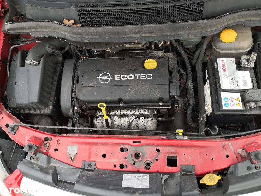Opel Zafira 1.8 - 32