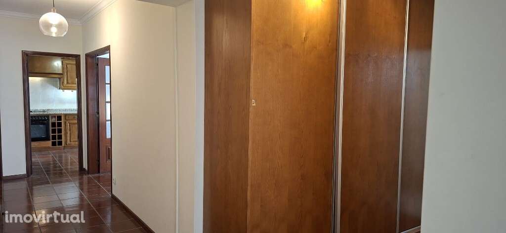 Quarto p/ Estudantes - Ferreiros - Grande imagem: 3/11