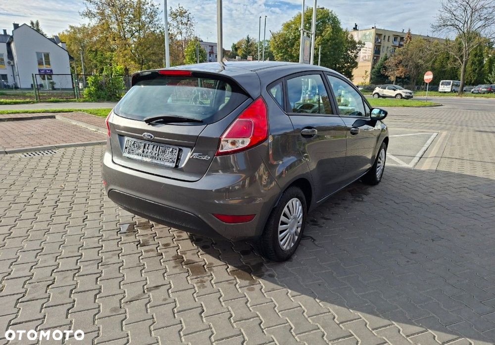 Ford Fiesta - 8