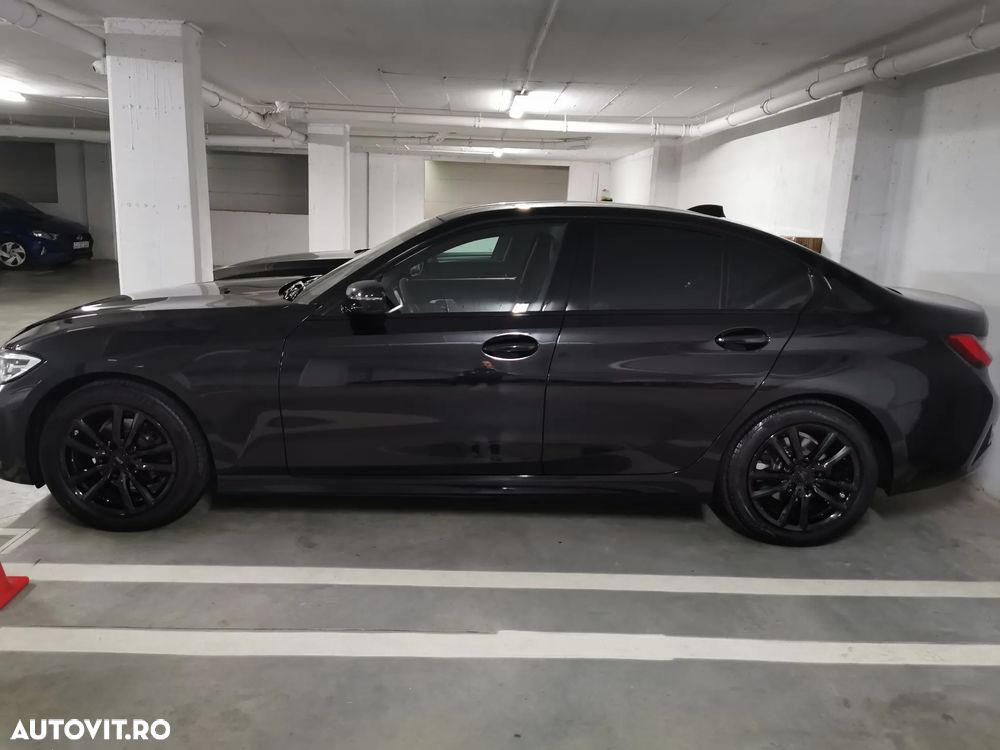 BMW Seria 3 318d Aut. Sport Line - 7