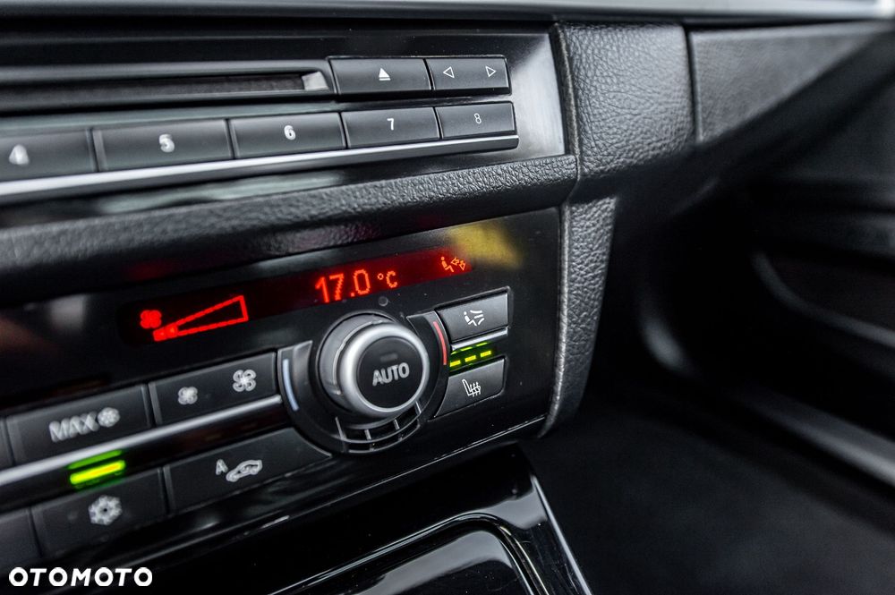 BMW Seria 5 535d xDrive Sport-Aut Modern Line - 31