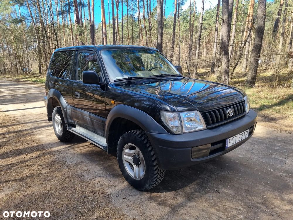 Toyota Land Cruiser - 1