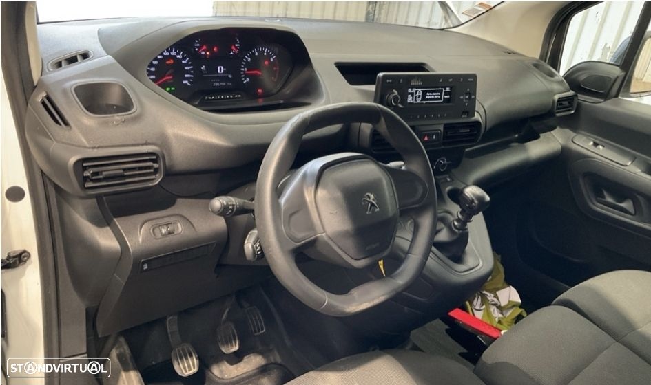Peugeot Partner BlueHDi - 7
