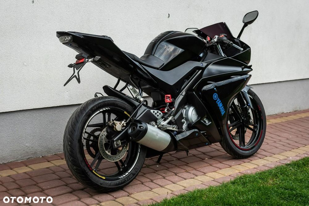Yamaha YZF - 3