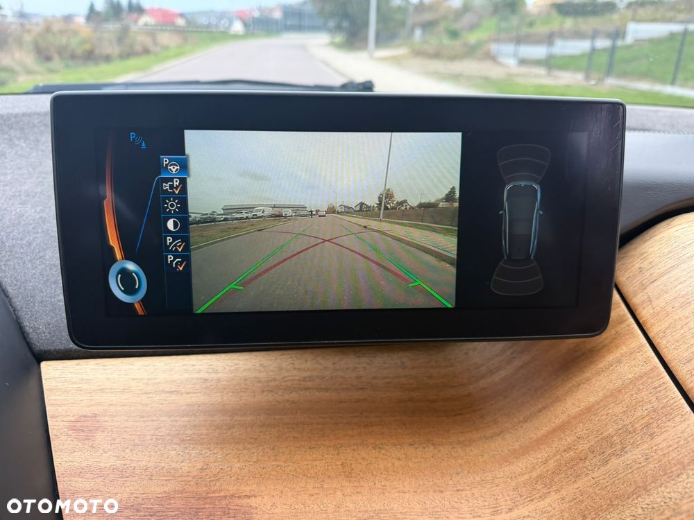 BMW i3 (60 Ah) - 28