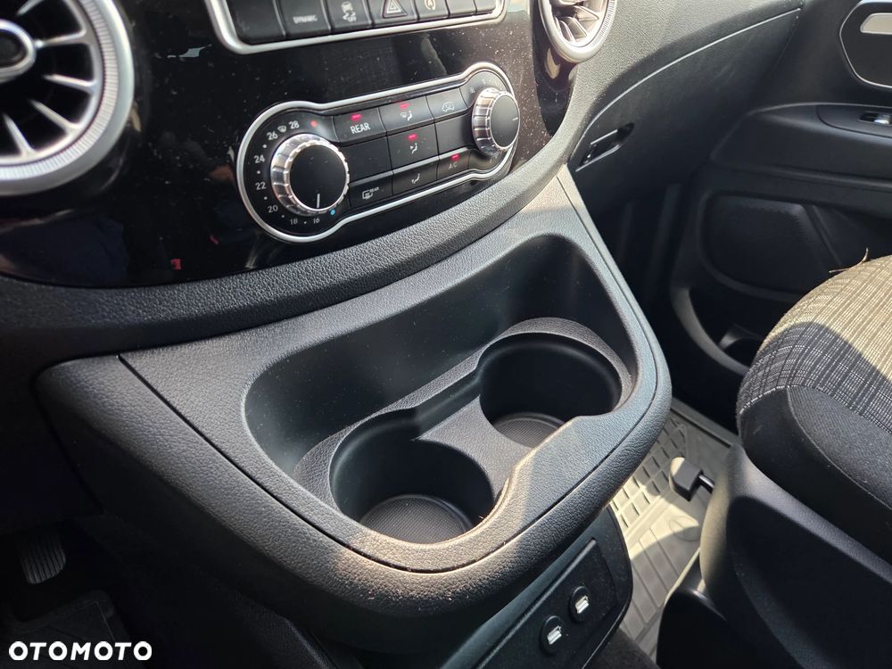 Mercedes-Benz Vito Tourer L2 Select 4x4 9G-Tronic 447.703 - 21