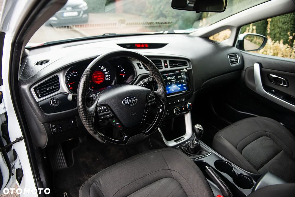 Kia Ceed 1.4 CVVT Vision - 19