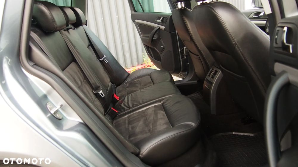 Skoda Octavia Combi 2.0 TDI DPF 4x4 DSG Elegance - 7