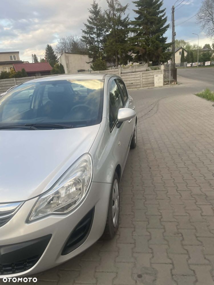 Opel Corsa 1.2 16V Enjoy - 6