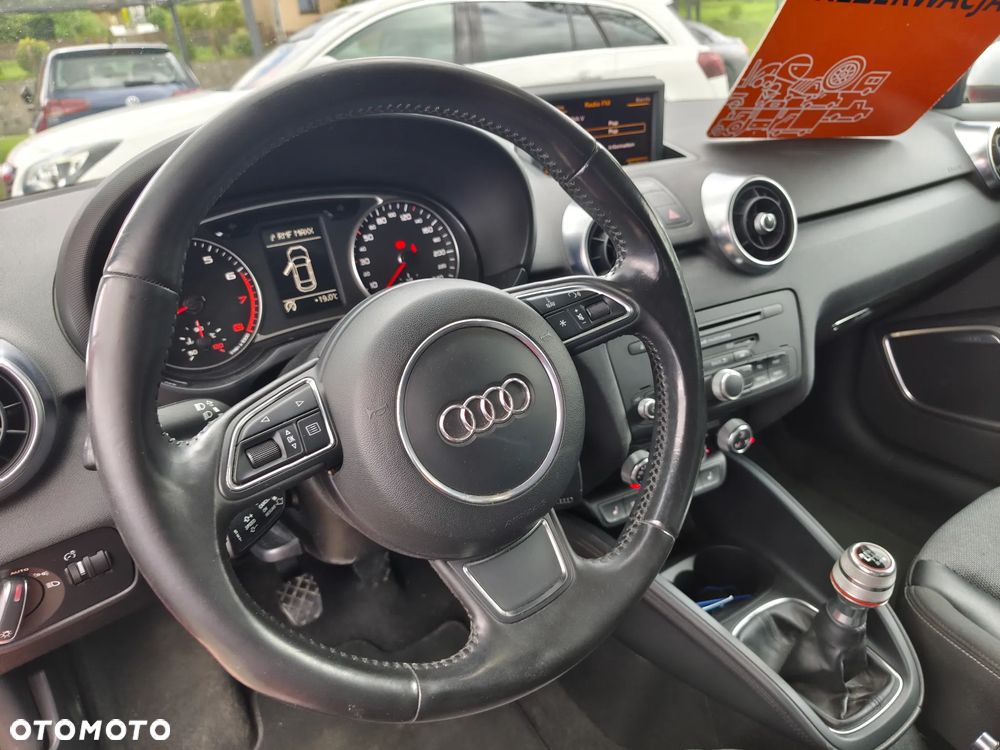 Audi A1 3-drzwiowe 1.4 TFSI S line Sportpaket - 7