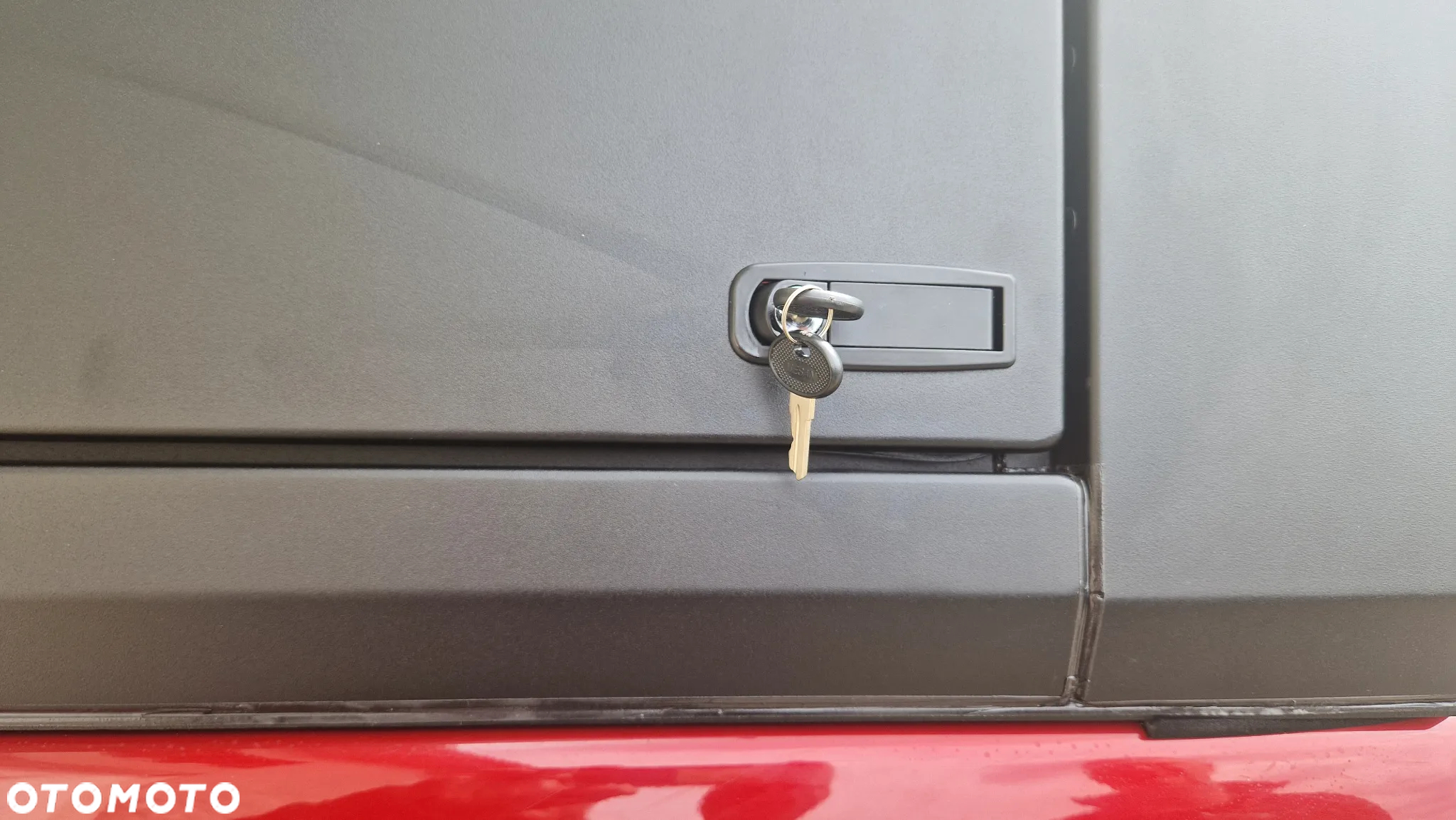 Zabudowa hardtop Toyota HILUX, L200, NAJLEPSZA OKAZJA - 8