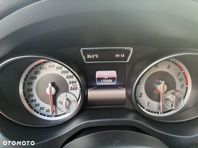 Mercedes-Benz CLA 200 - 10