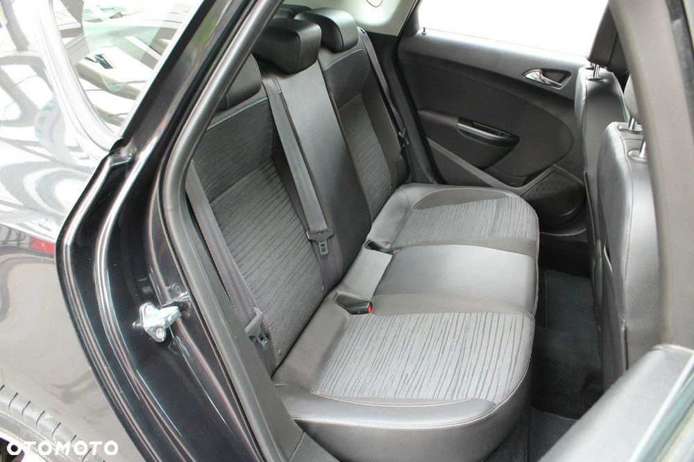 Opel Astra 1.4 Turbo ENERGY - 12