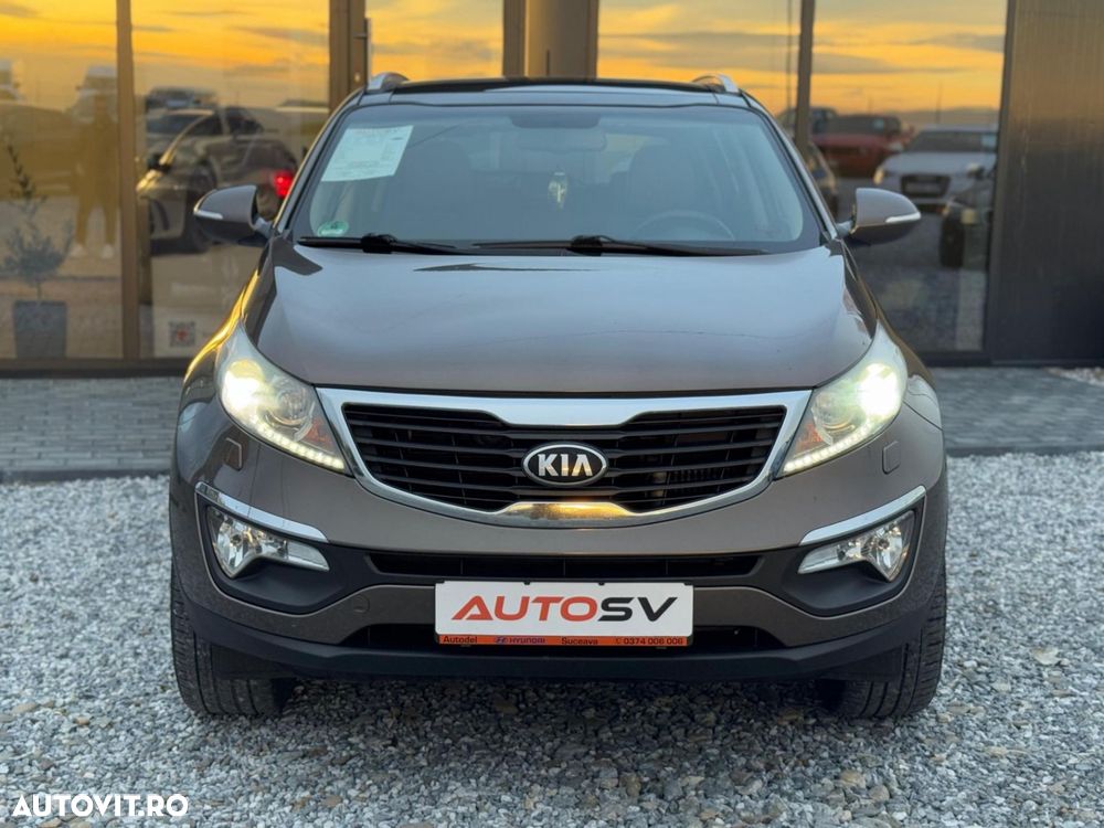 Kia Sportage 2.0 CRDI 4WD Automatik Spirit - 9
