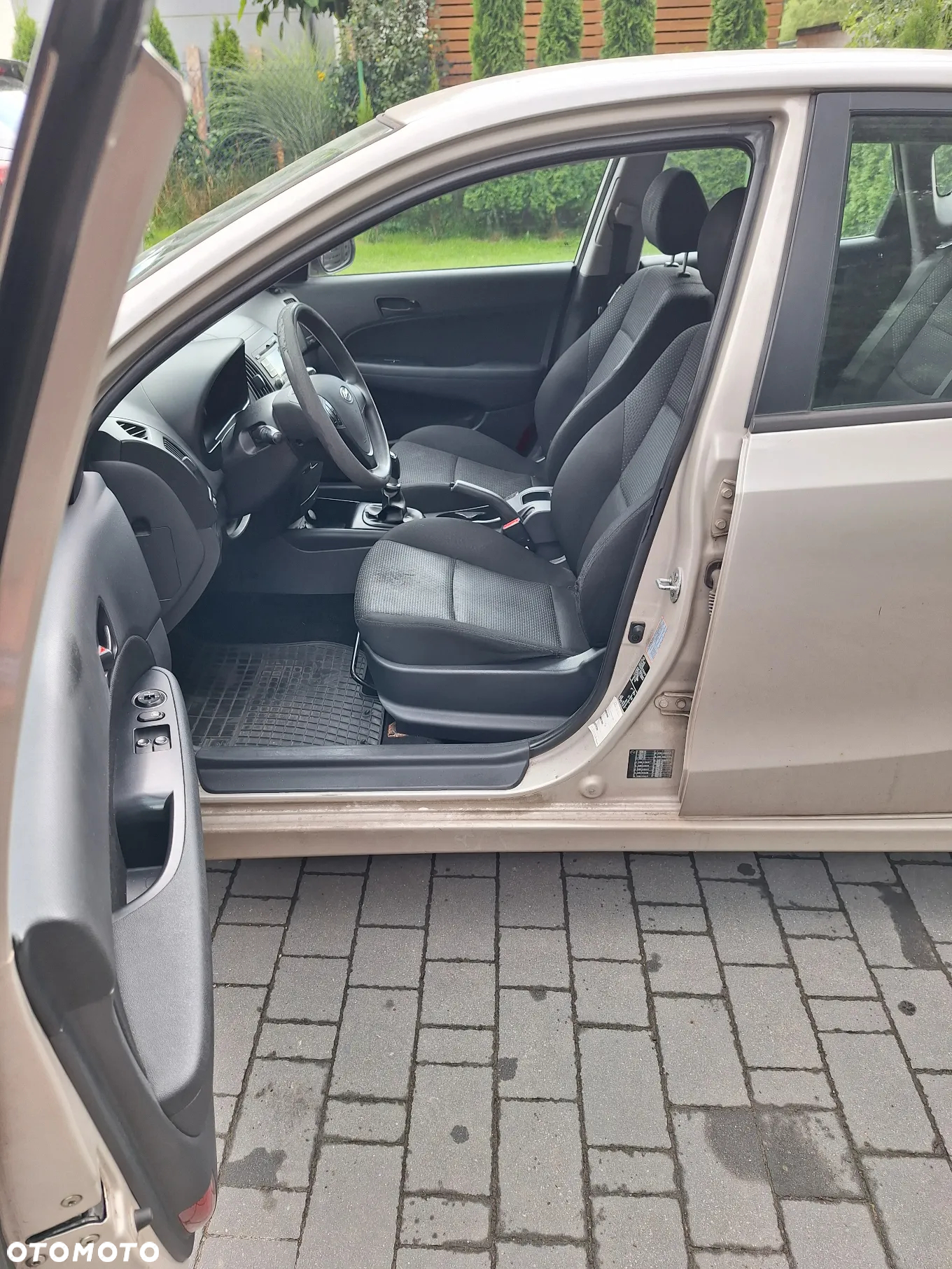 Hyundai i30 1.4 Base + - 2