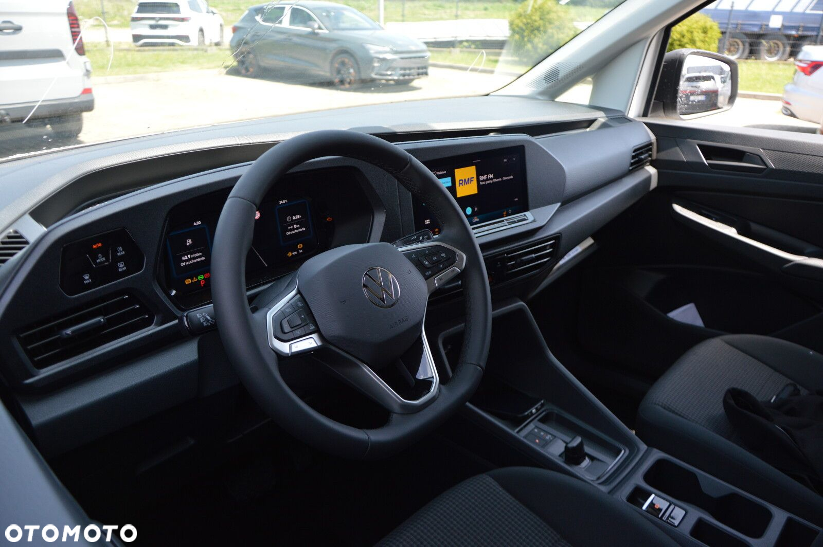 Volkswagen Caddy MAXI - 9