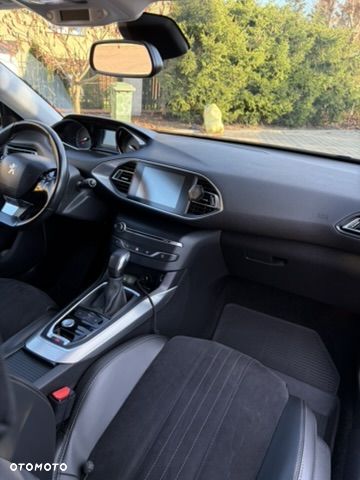 Peugeot 308 BlueHDi FAP 150 EAT6 Stop & Start Allure - 10