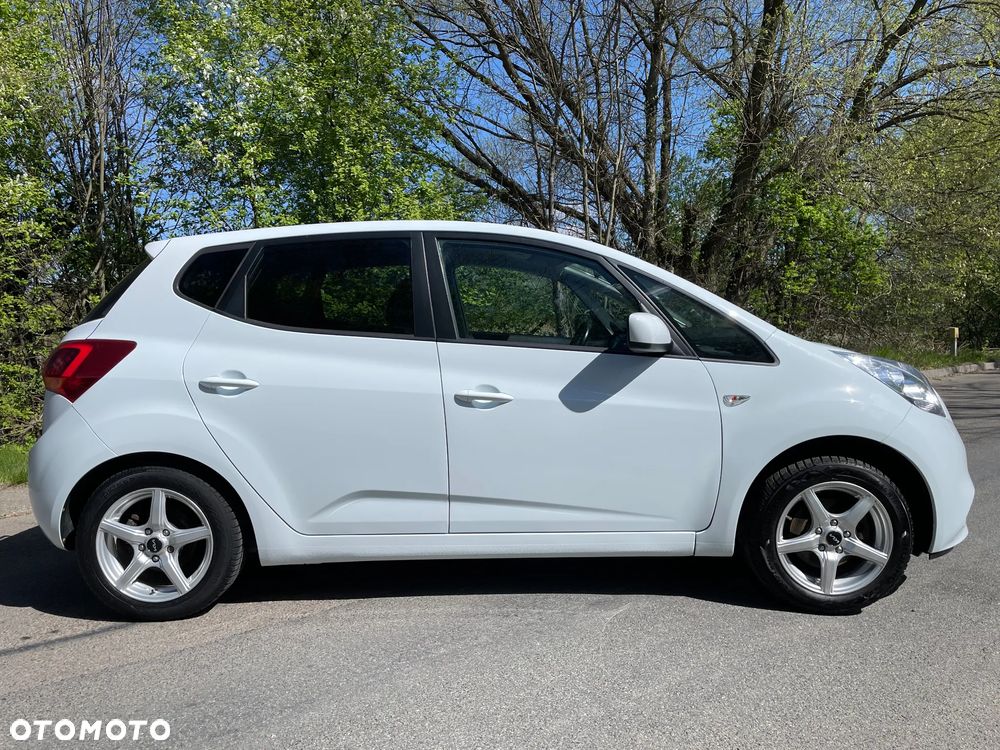 Kia Venga 1.4 CVVT Business Line - 12