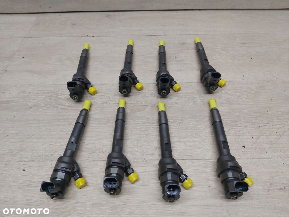 BMW F20 F21 Mini Toyota Verso Avensis T27 Rav4 WTRYSK PALIWA 0445110600 - 1