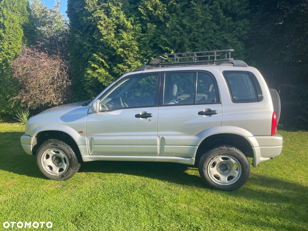 Suzuki Grand Vitara 2.0 - 1