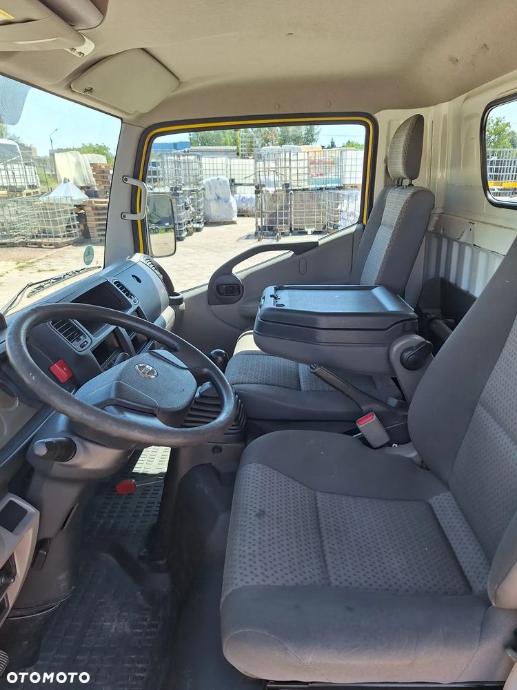 Nissan Cabstar - 14