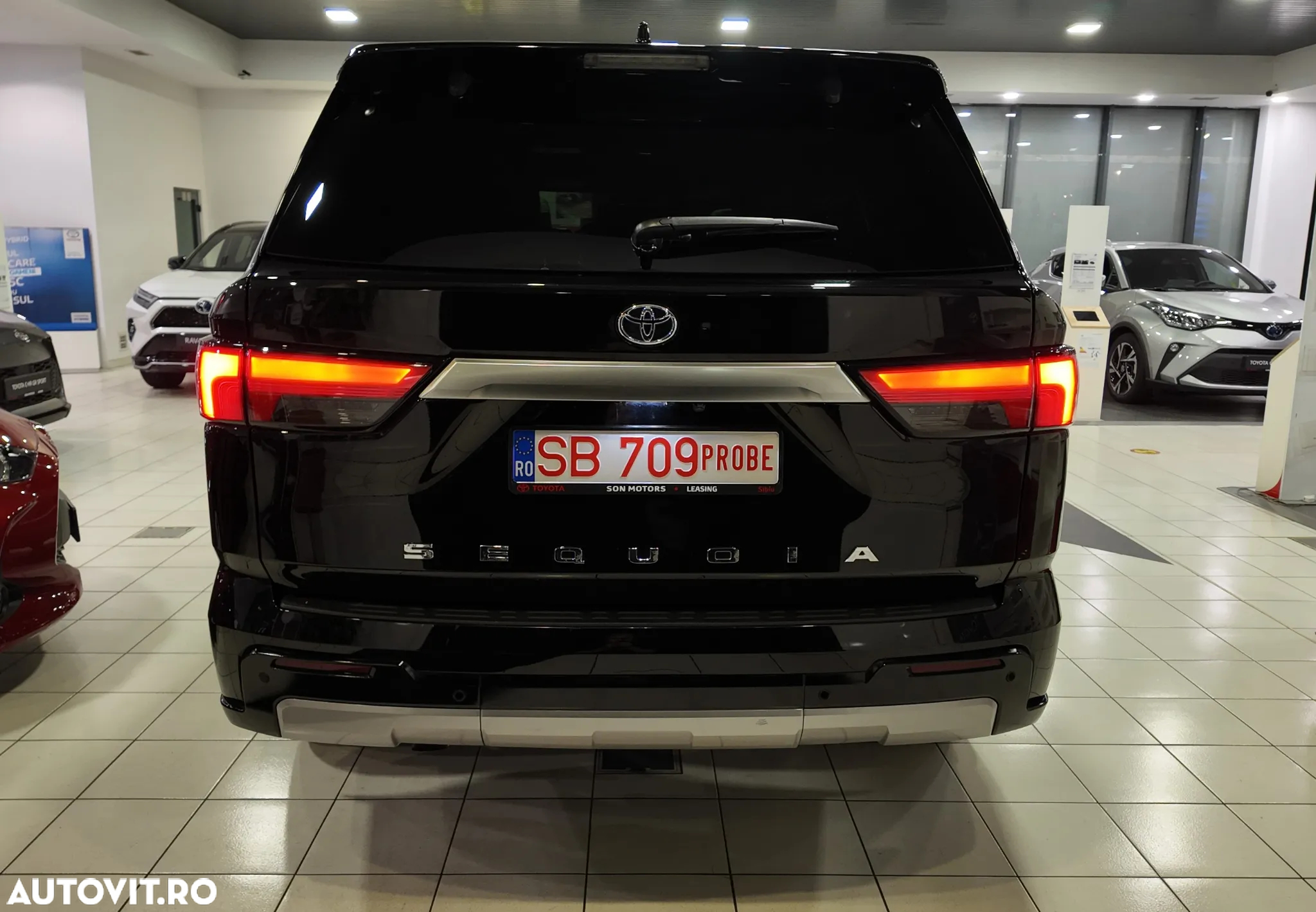 Toyota Sequoia - 5