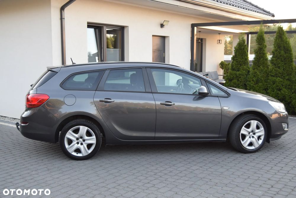 Opel Astra 1.4 Turbo - 12