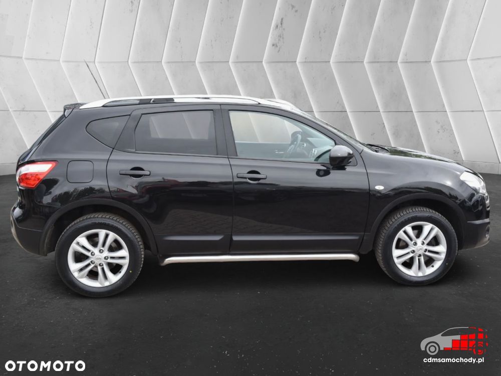 Nissan Qashqai - 11